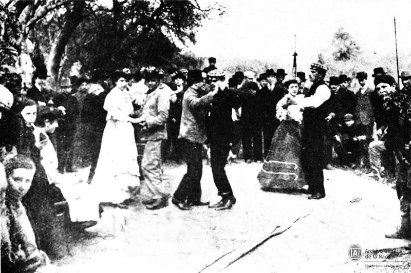 Couples dancing tango outdoors in Palermo, Buenos Aires, around 1890