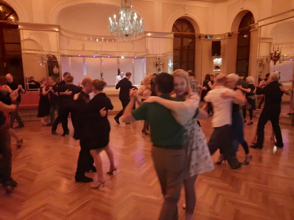 Tango Cafe- Sonntags Milonga poster
